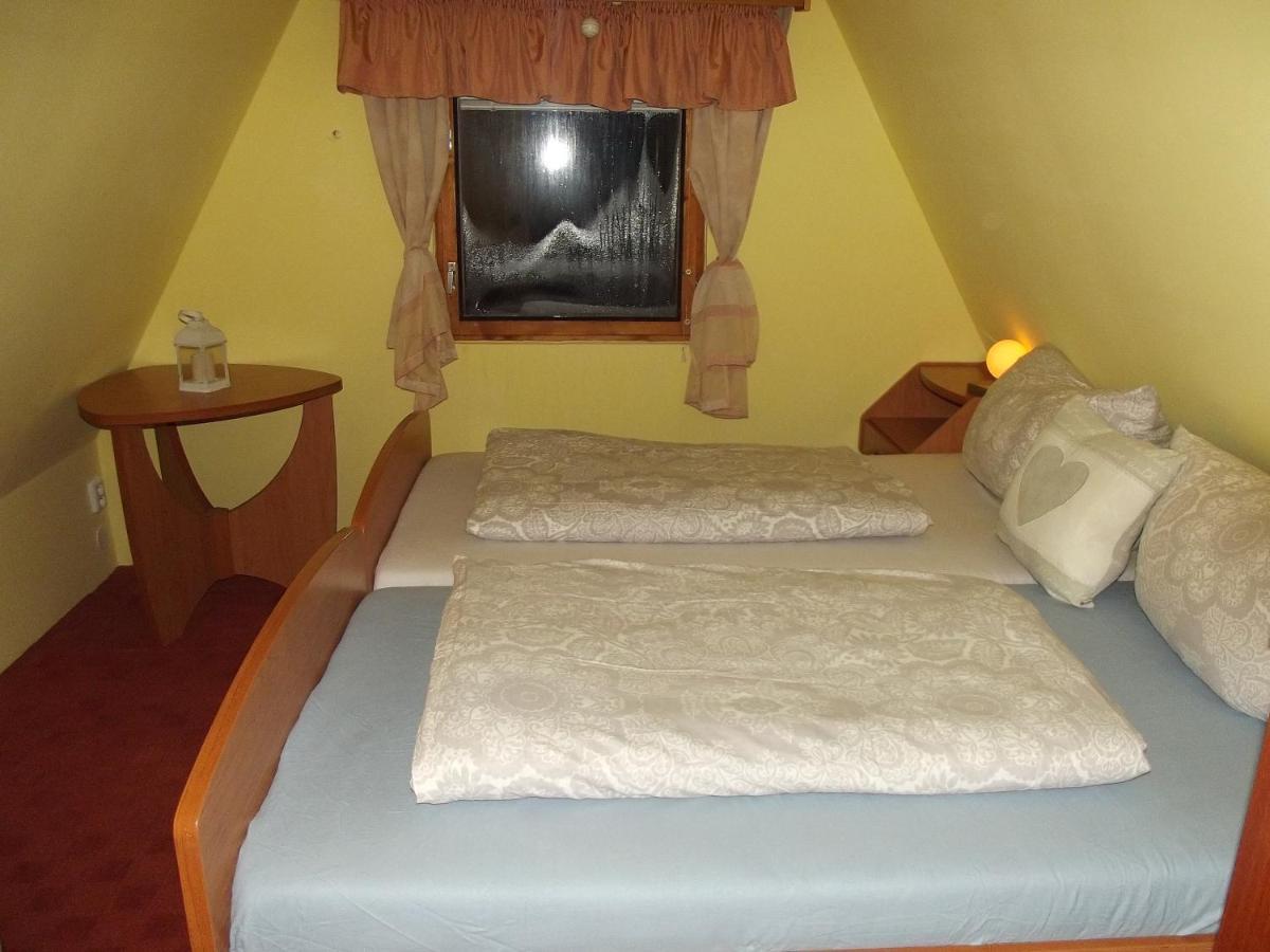 Chata S Vyhledem Jáchymov Buitenkant foto